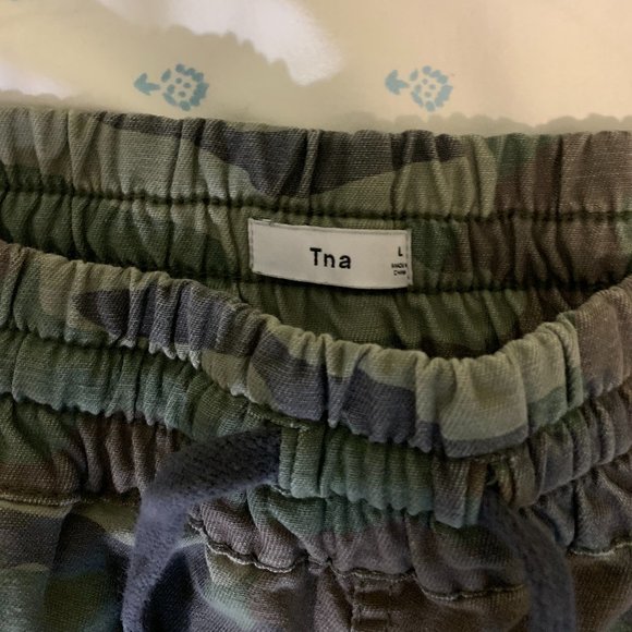 Aritzia Camo Cargo Pants - Picture 2 of 3